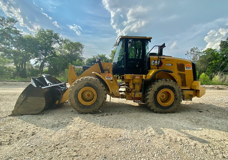 Caterpillar Wheelloader in forest